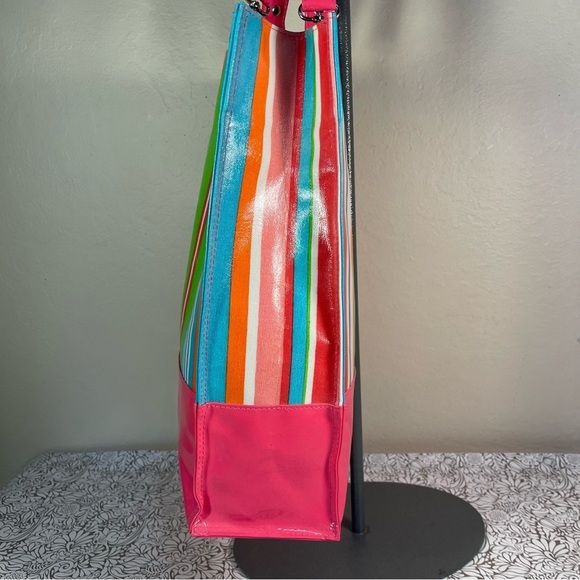 TWO'S Company Small PVC Beach Bag - Picture 3 of 11